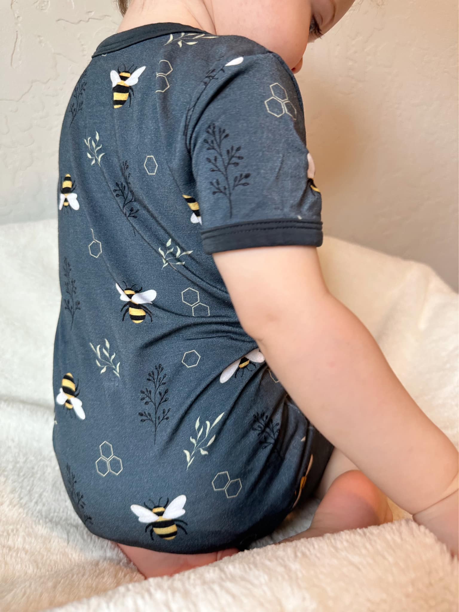 Sweet as Honey (Bee) | Shortie