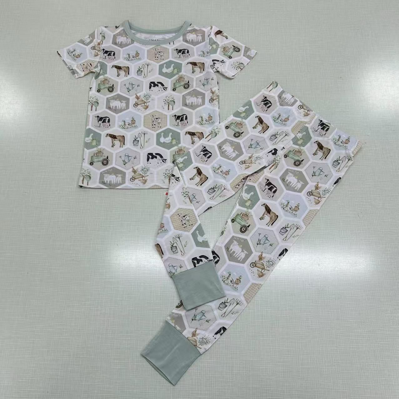 Farm Hex | 2-Piece Short-Sleeve PJ Set