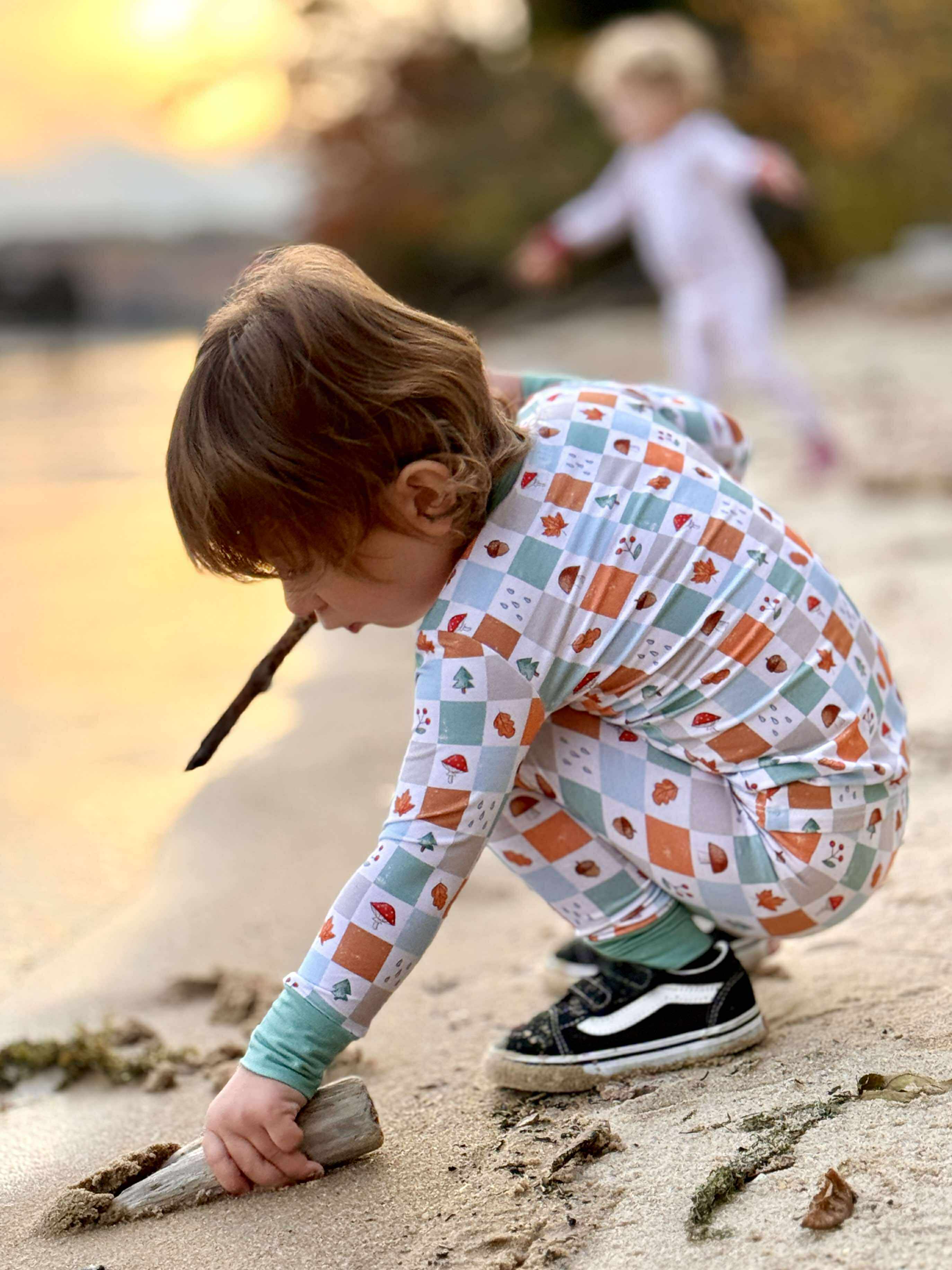 Fall Checks | 2-Piece Long-Sleeve PJ Set