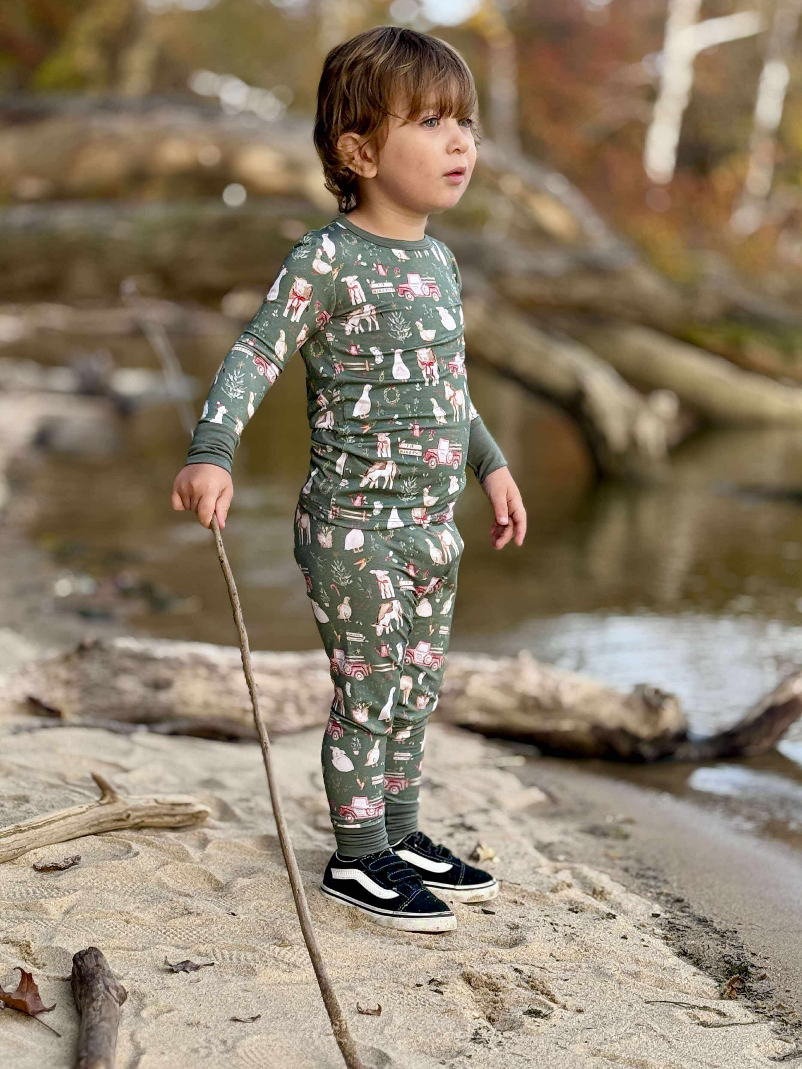Christmas on the Farm | 2-Piece Long-Sleeve PJ Set